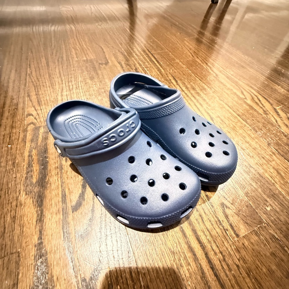 Navy Comfort Clog - Crocs-style